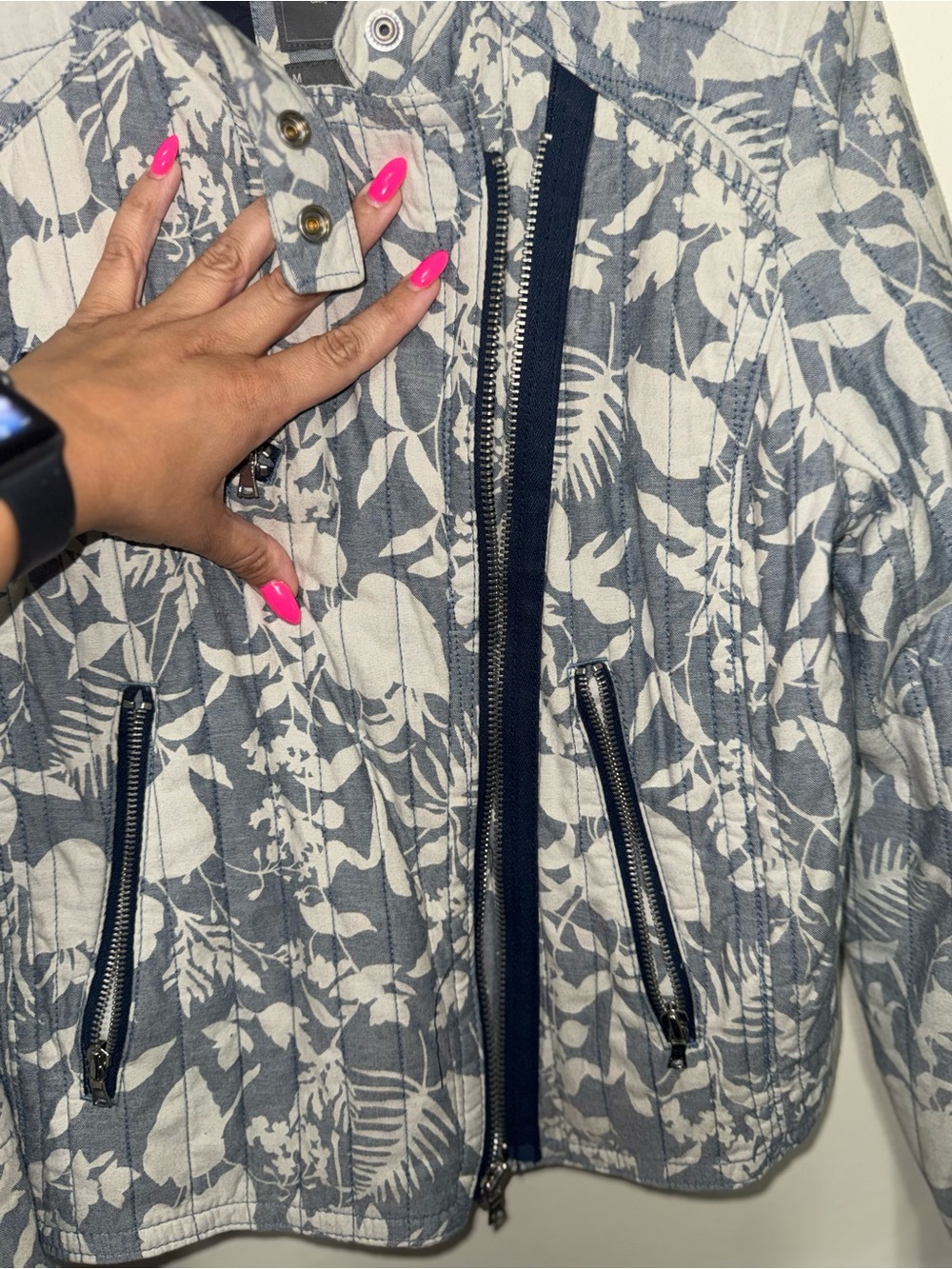 GAP Floral-Print Lightweight Quilted Jacket - Cream & Blue/Gray - Picture 5 of 8